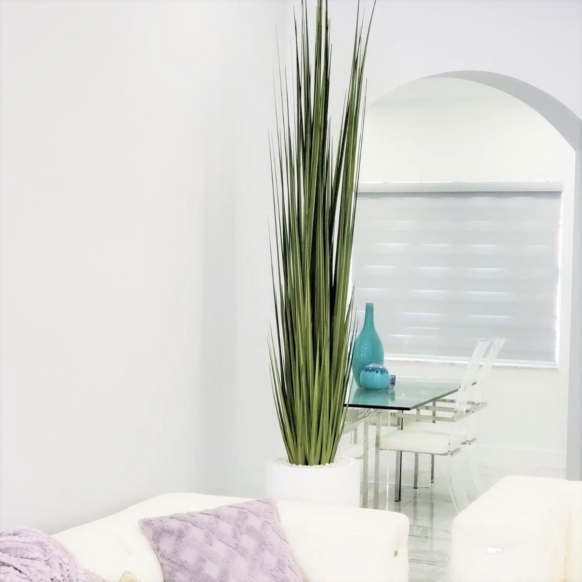 Dax Vase (Size L) with Reed Grass